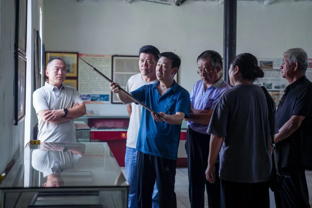 1752290382627081678.jpg 10.jpg